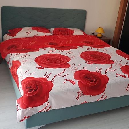 Nk47 Apartment Constanta Bagian luar foto