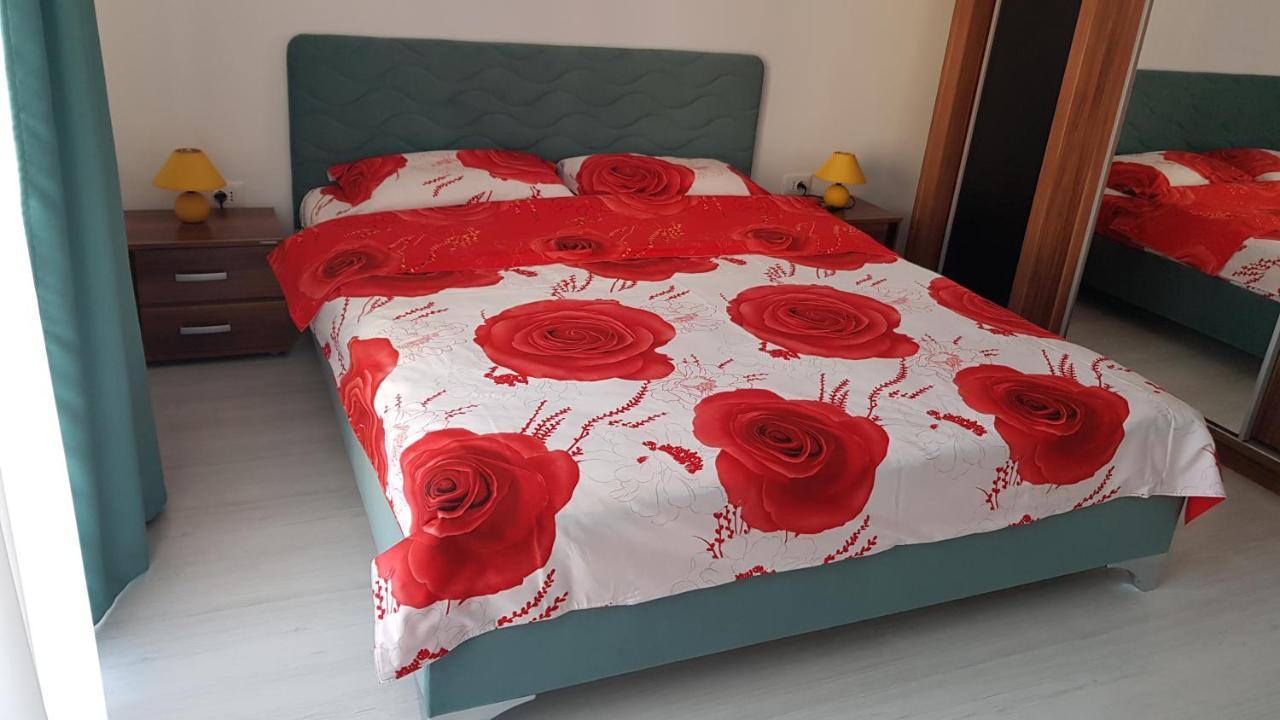 Nk47 Apartment Constanta Bagian luar foto