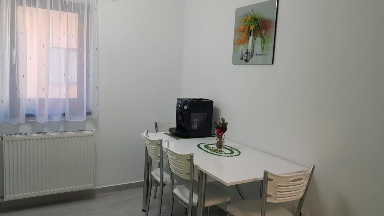 Nk47 Apartment Constanta Bagian luar foto